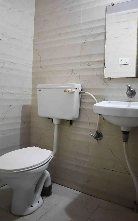 Hotel Mrk Βαρανάσι